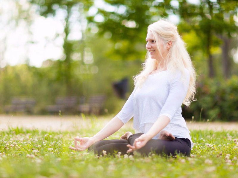 Reklana fotografija za yoga studio i instruktora