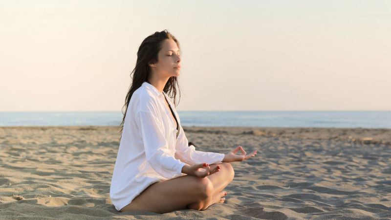 Boris Radivojkov, fotograf - yoga na plaži